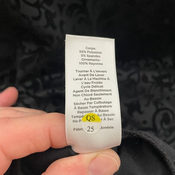 🍂🍁 Talbots Black Damask Flocked Velvet Top Size M - Picture 5 of 6